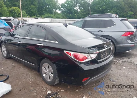 2014 Hyundai Sonata Hybrid z USA, uszkodzony, nr VIN KMHEC4A45EA114823